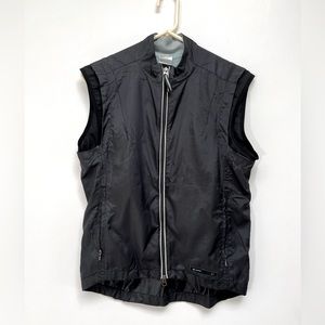 Women’s Nike Lightweight Waterproof Black Full Zip Vest, Size S (4-6)